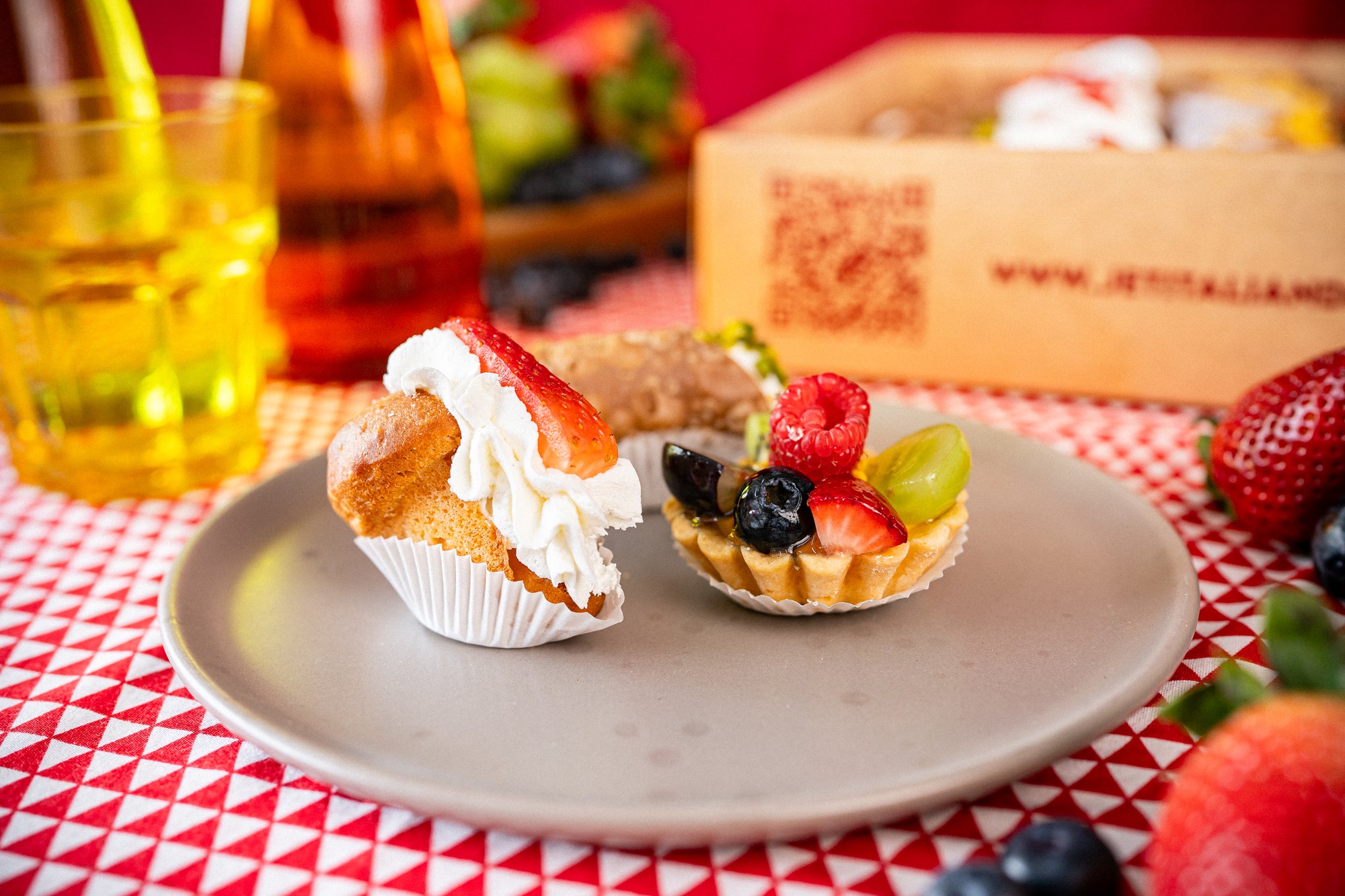 ITALIAN PASTRIES - Pasticcini misti - Suitable for 4/6 people