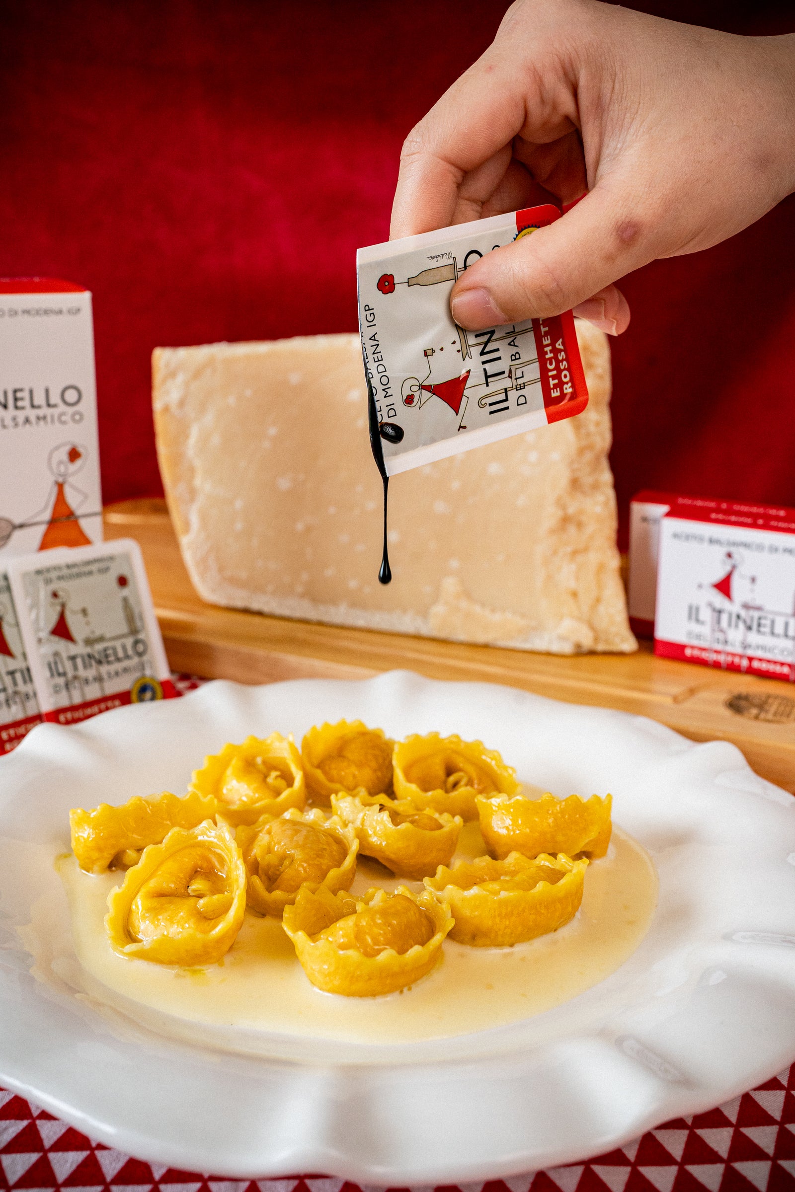 TORTELLI BALSAMIC & PARMESAN CREAM BOX