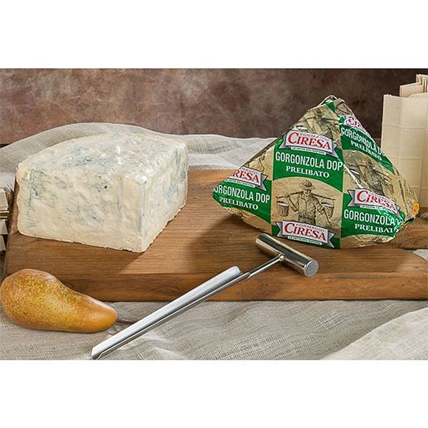 GORGONZOLA CHEESE SWEET - 1.5 Kg whole 1/8 approx.