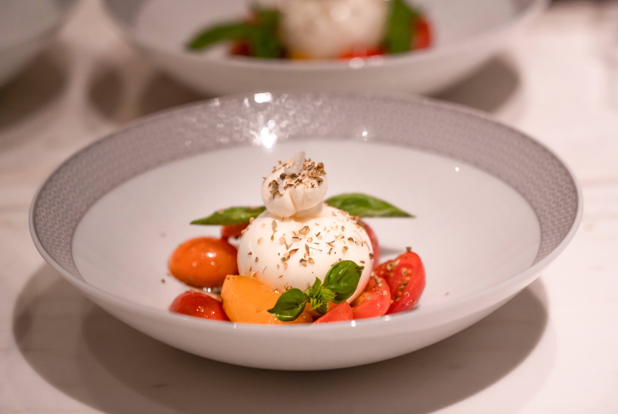 ANTICALUNA - BURRATA - 120g - Jet Italian Deli - JID-DA-LP - ITALIAN BIO CO - Italian food - Italian grocery - Food delivery - Thailand - Wine - Truffle - Pasta - Cheese