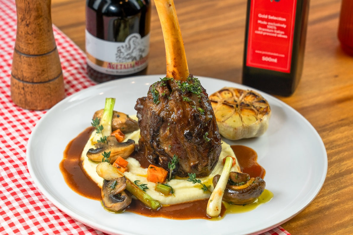 STINCO DI AGNELLO BRASATO - Braised Lamb Shank - Suitable for 2 People - average 800/900g - Jet Italian Deli - JID-GA-HO - ROCKFOODS BANGKOK - Italian food - Italian grocery - Food delivery - Thailand - Wine - Truffle - Pasta - Cheese