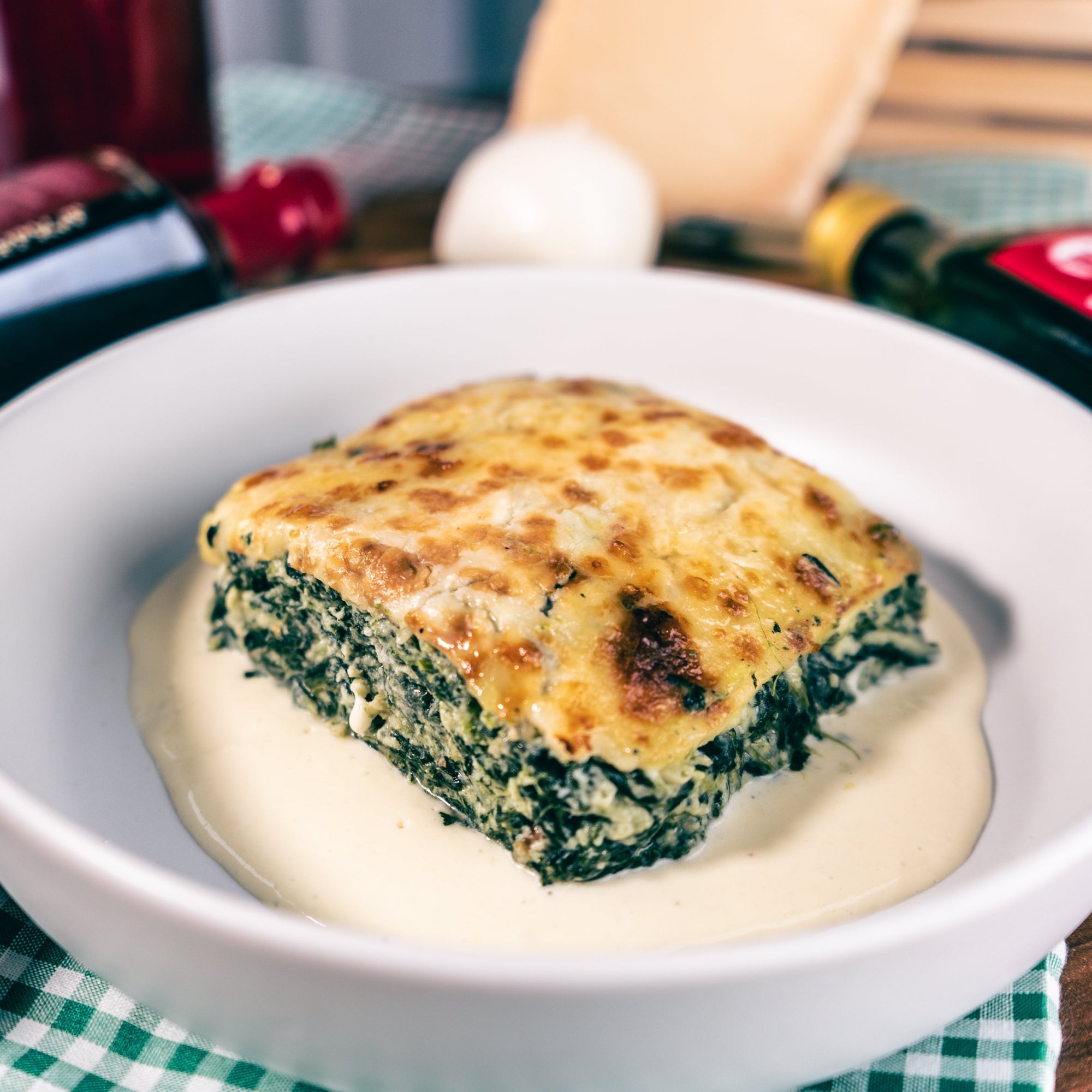 BAKED SPINACH - 550g approx. - 2 Portions - Jet Italian Deli - JID-GA-HO - ROCKFOODS BANGKOK - Italian food - Italian grocery - Food delivery - Thailand - Wine - Truffle - Pasta - Cheese