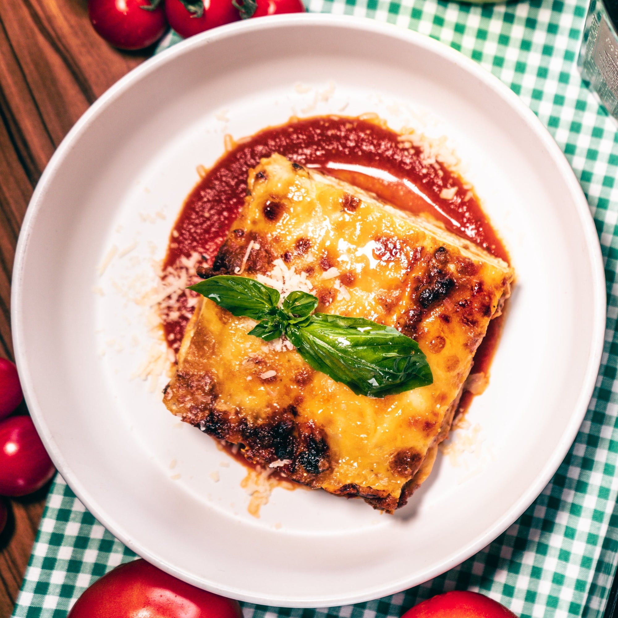 LASAGNA BEEF - 550g approx. - 2 Portions - Jet Italian Deli - JID-GA-HO - ROCKFOODS BANGKOK - Italian food - Italian grocery - Food delivery - Thailand - Wine - Truffle - Pasta - Cheese
